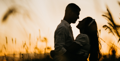 Qué perfumes atraen a las mujeres